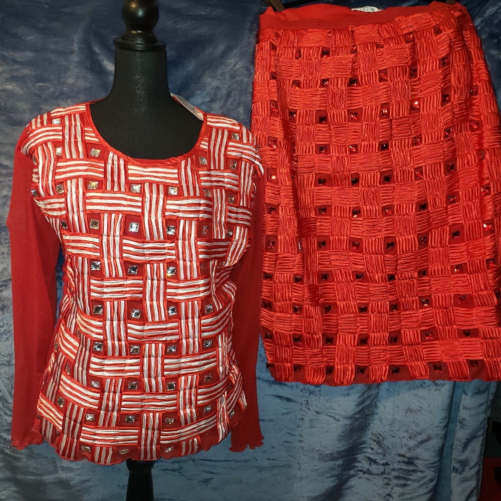 New Beautiful Red White 2Piece Dressy skirt suit